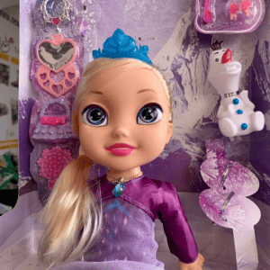 Muñeca Frozen con accesorios
